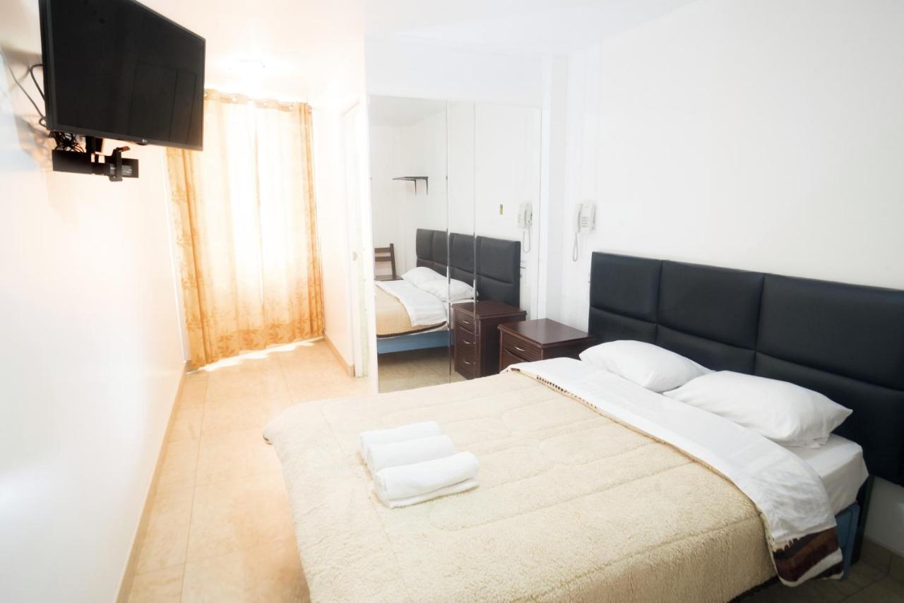 Hostal Suenos Brena Lima Eksteriør billede